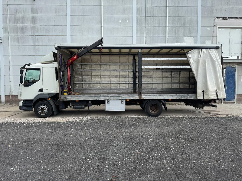 Volvo FL 250 4X2 EURO 6 + FASSI MICRO M25A.12 - Tentinis sunkvežimis, Sunkvežimis su kranu: foto 2 Volvo FL 250 4X2 EURO 6 + FASSI MICRO M25A.12 - Tentinis sunkvežimis, Sunkvežimis su kranu: foto 2
