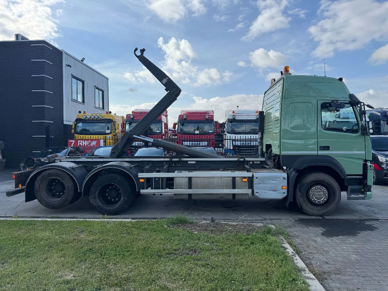 Volvo FM 410 6X2 EURO 6 VDL 21T HOOK - Hook-lift sunkvežimis: foto 3 Volvo FM 410 6X2 EURO 6 VDL 21T HOOK - Hook-lift sunkvežimis: foto 3
