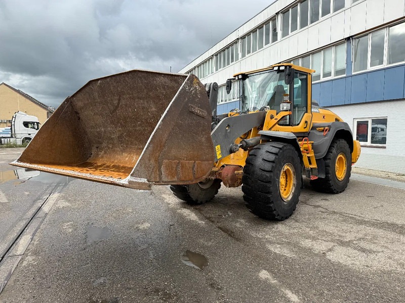 Volvo L120H, CE, 8314 UUR + CDC-STEERING - Ratinis krautuvas: foto 3 Volvo L120H, CE, 8314 UUR + CDC-STEERING - Ratinis krautuvas: foto 3