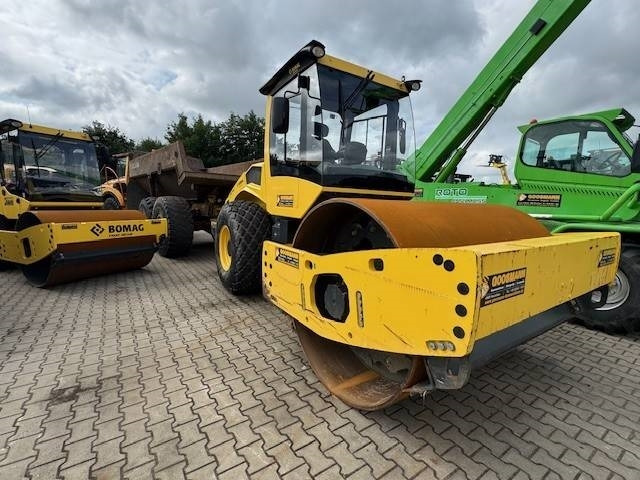 Bomag BW 213 D -5 - Kompaktorius: foto 5 Bomag BW 213 D -5 - Kompaktorius: foto 5