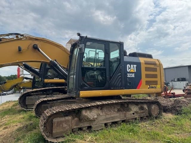 CAT 323 E - Vikšrinis ekskavatorius: foto 1 CAT 323 E - Vikšrinis ekskavatorius: foto 1