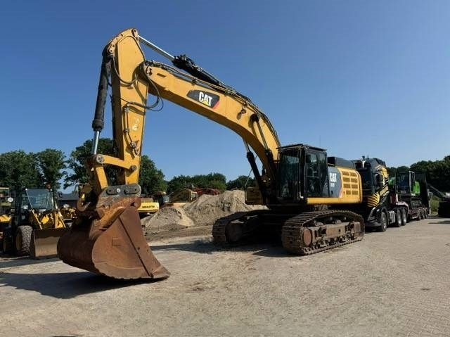 CAT 352 F - Vikšrinis ekskavatorius: foto 2 CAT 352 F - Vikšrinis ekskavatorius: foto 2