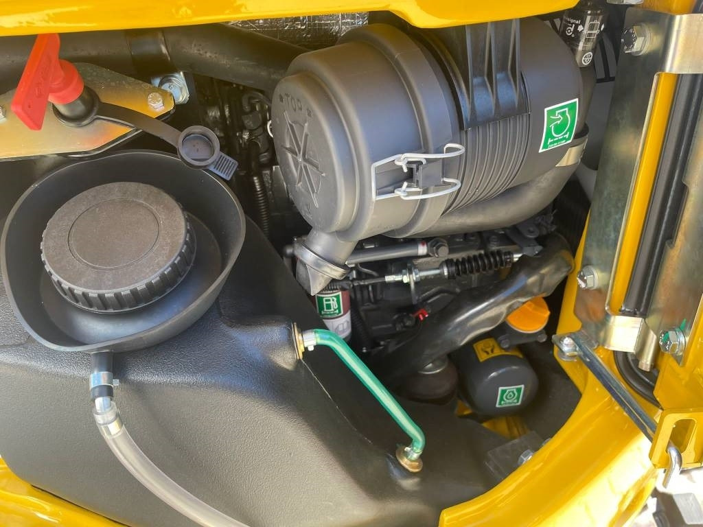 KOMATSU PC16 - Mini ekskavatorius: foto 4 KOMATSU PC16 - Mini ekskavatorius: foto 4