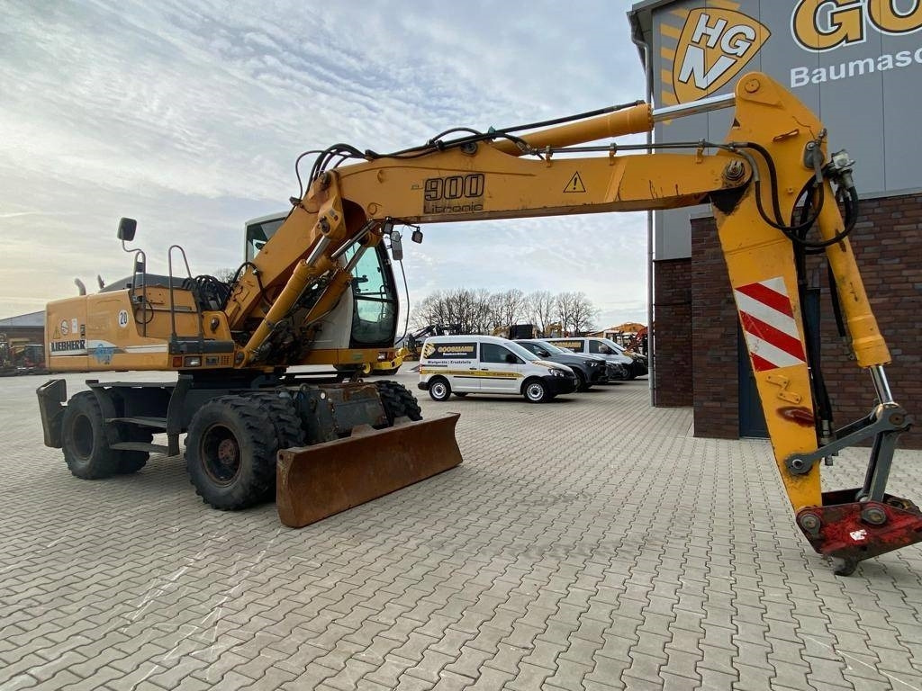 Liebherr A 900 C Litronic - Ratinis ekskavatorius: foto 3 Liebherr A 900 C Litronic - Ratinis ekskavatorius: foto 3