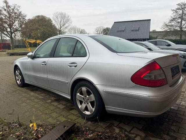 Mercedes-Benz E 280 CDI 4Matic - Lengvasis automobilis: foto 5 Mercedes-Benz E 280 CDI 4Matic - Lengvasis automobilis: foto 5