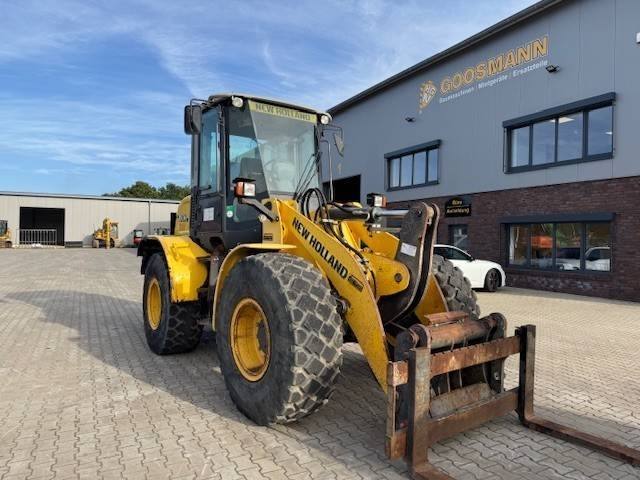 New Holland W 110 B W 110 B - Ratinis krautuvas: foto 5 New Holland W 110 B W 110 B - Ratinis krautuvas: foto 5