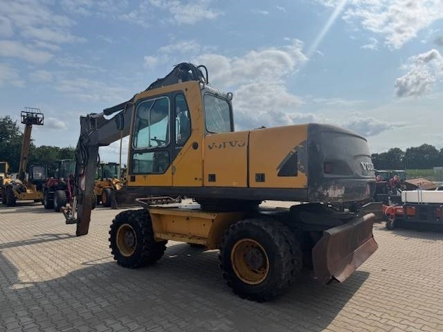 Volvo EW 180 B - Ratinis ekskavatorius: foto 1 Volvo EW 180 B - Ratinis ekskavatorius: foto 1