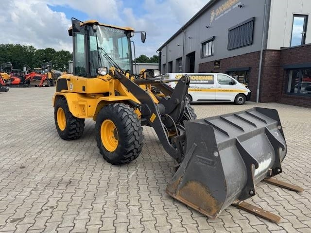 Volvo L 30 G - Ratinis krautuvas: foto 5 Volvo L 30 G - Ratinis krautuvas: foto 5