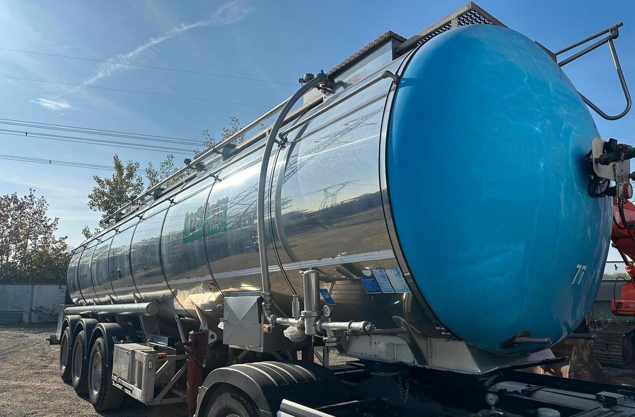 Semirimorchio cisterna Feldbinder - Puspriekabė cisterna: foto 2 Semirimorchio cisterna Feldbinder - Puspriekabė cisterna: foto 2