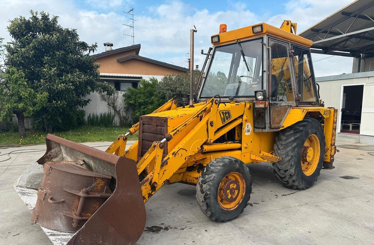 Terna JCB 3CX - Ekskavatorius-krautuvas: foto 3 Terna JCB 3CX - Ekskavatorius-krautuvas: foto 3