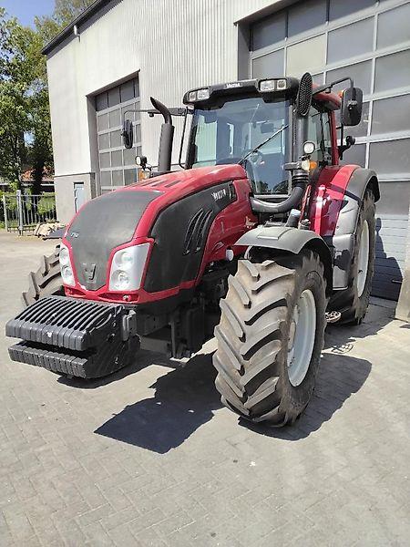 Traktorius Valtra T153 Versu: foto 19 Traktorius Valtra T153 Versu: foto 19