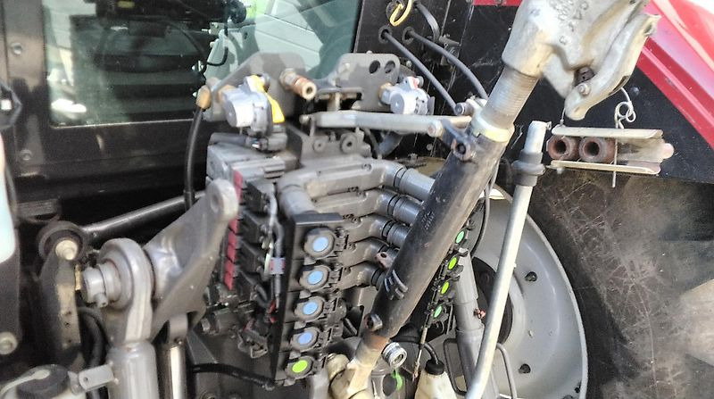 Traktorius Valtra T153 Versu: foto 10 Traktorius Valtra T153 Versu: foto 10