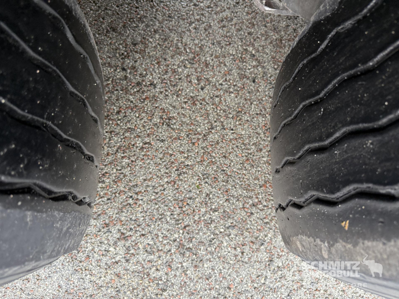 SCHMITZ Curtainsider Standard - Tentinė puspriekabė: foto 5 SCHMITZ Curtainsider Standard - Tentinė puspriekabė: foto 5