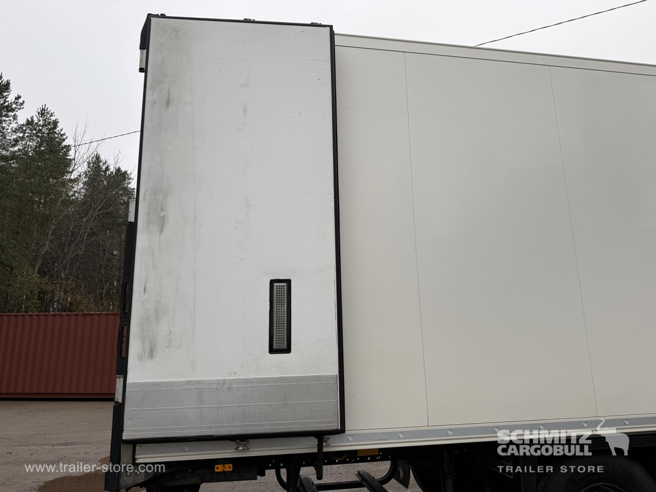 SCHMITZ Reefer Meat hanging system - Izoterminis puspriekabė: foto 3 SCHMITZ Reefer Meat hanging system - Izoterminis puspriekabė: foto 3
