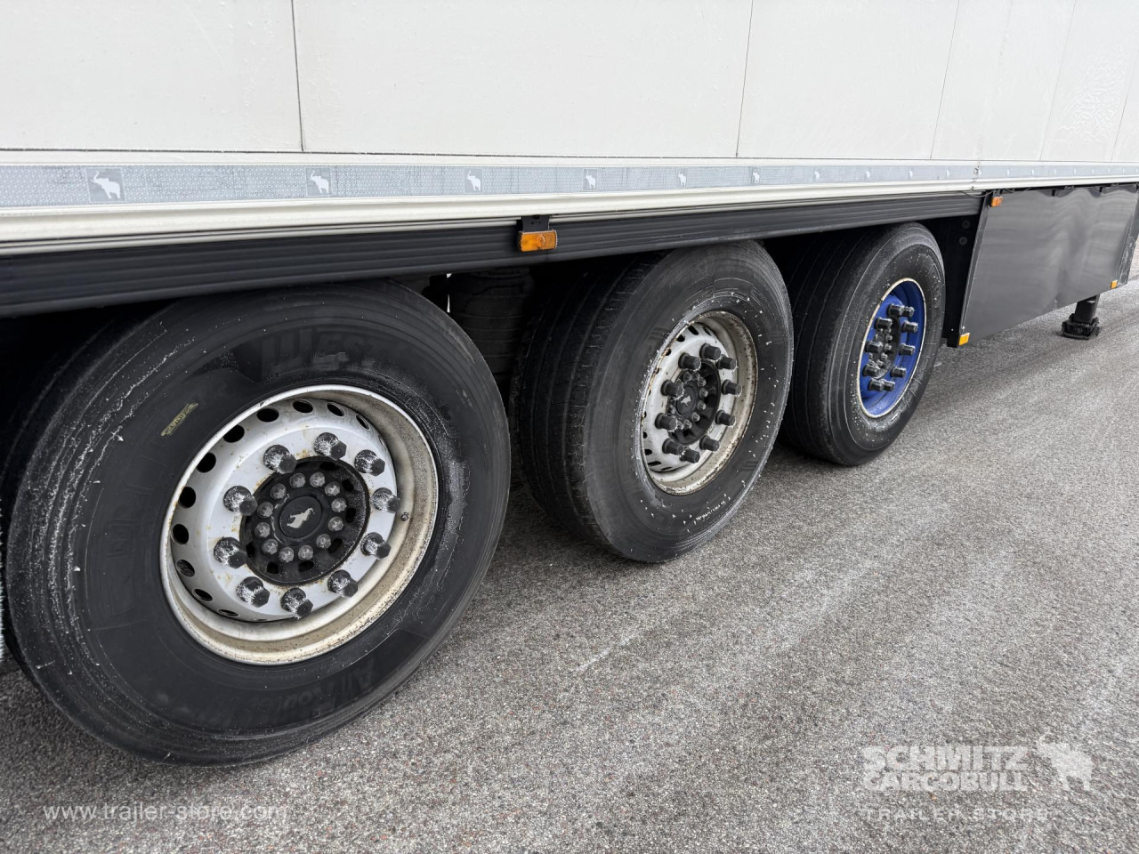 SCHMITZ Reefer Standard - Izoterminis puspriekabė: foto 3 SCHMITZ Reefer Standard - Izoterminis puspriekabė: foto 3