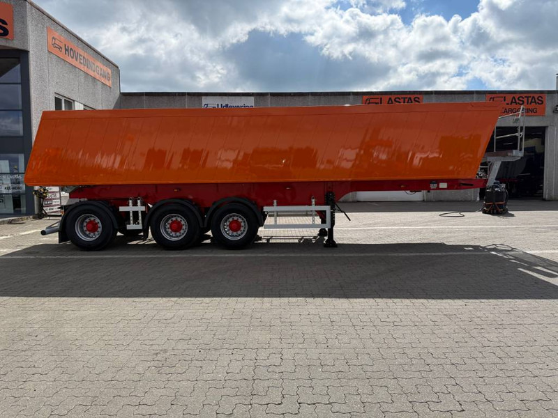 KEL-BERG 3-axle City Tipper/Kipper/Tiptrailer 31.5m³ - Savivartis puspriekabė: foto 2 KEL-BERG 3-axle City Tipper/Kipper/Tiptrailer 31.5m³ - Savivartis puspriekabė: foto 2
