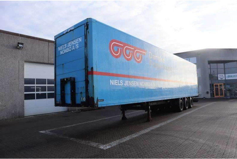 KEL-BERG 34 pl. MEGA Curtainsider/Planenaufliger/Gardintrai - Furgonas puspriekabė: foto 1 KEL-BERG 34 pl. MEGA Curtainsider/Planenaufliger/Gardintrai - Furgonas puspriekabė: foto 1