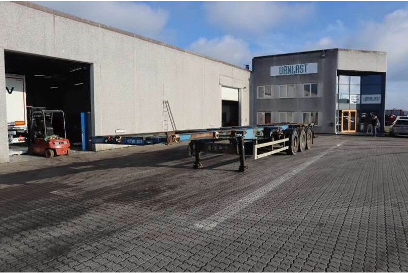 LECI 3-Axle Containerchassis - Konteineris-vežimus/ Sukeisti kūną puspriekabė: foto 1 LECI 3-Axle Containerchassis - Konteineris-vežimus/ Sukeisti kūną puspriekabė: foto 1