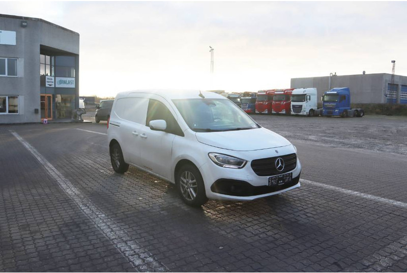 Mercedes-Benz Citan 110 CDI - Furgonas su krovinių dėže: foto 1 Mercedes-Benz Citan 110 CDI - Furgonas su krovinių dėže: foto 1