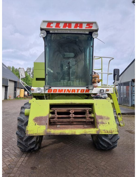 Claas Dominator 68s - Derliaus nuėmimo kombainas: foto 2 Claas Dominator 68s - Derliaus nuėmimo kombainas: foto 2