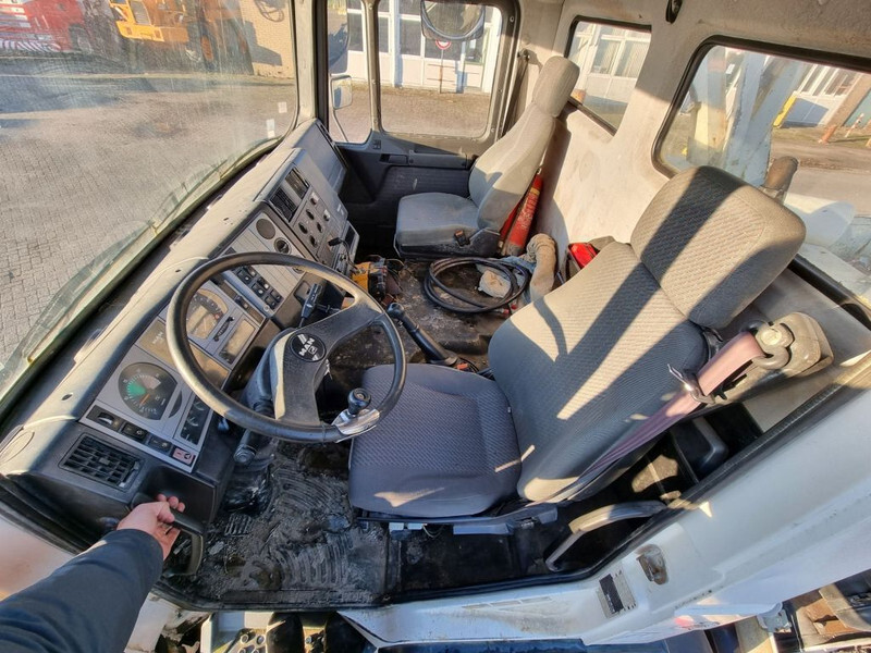 Sunkvežimis su kranu MAN 19.343 WaterDrill - Drill - Grounddrill - Boor: foto 13