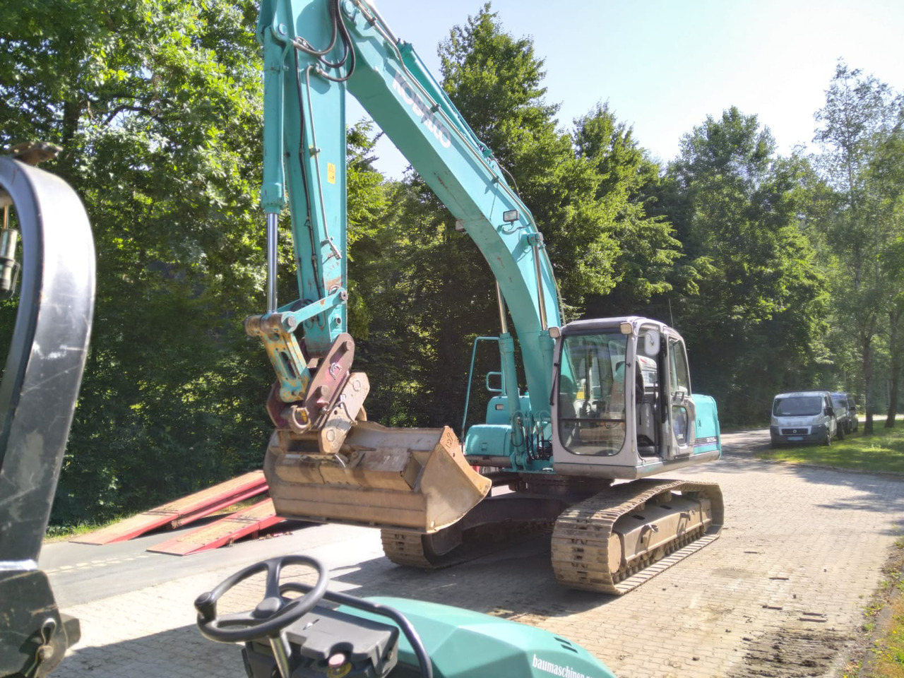 KOBELCO SK 210 NLC-6E - Vikšrinis ekskavatorius: foto 1 KOBELCO SK 210 NLC-6E - Vikšrinis ekskavatorius: foto 1