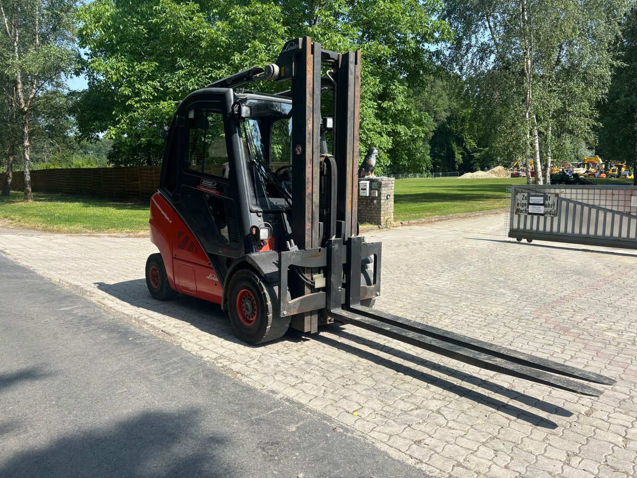 LINDE H 35 D-02 Triplex - Dyzelinis krautuvas: foto 4 LINDE H 35 D-02 Triplex - Dyzelinis krautuvas: foto 4