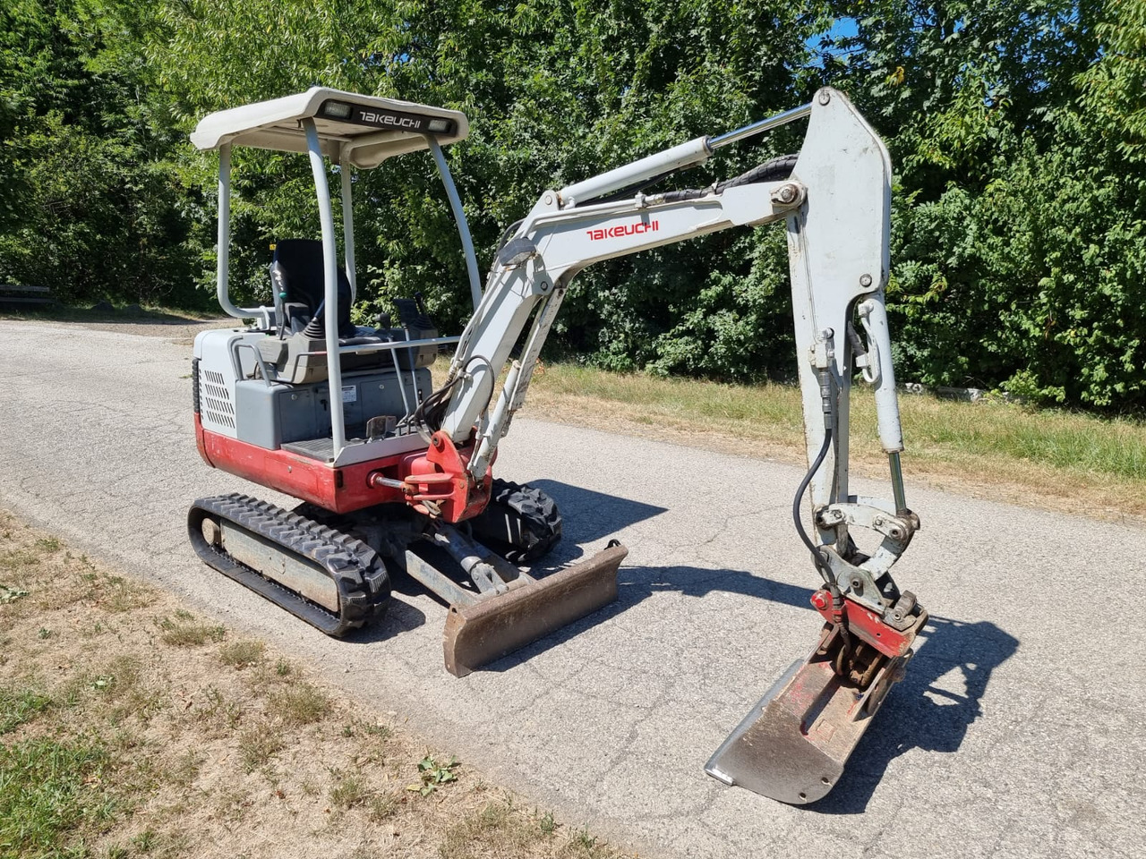 TAKEUCHI TB 016 - Mini ekskavatorius: foto 4 TAKEUCHI TB 016 - Mini ekskavatorius: foto 4