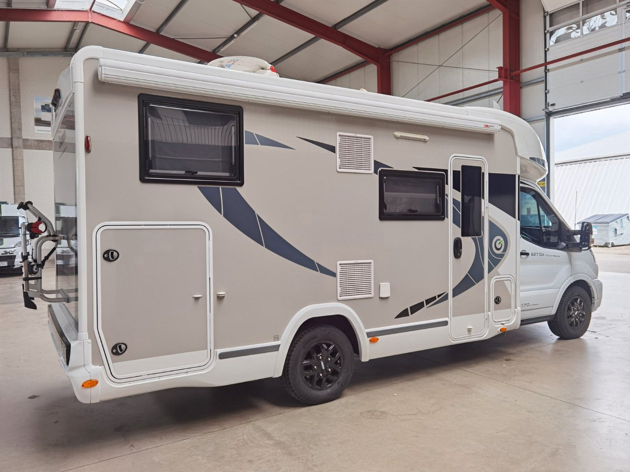 Chausson 627 GA TITANIUM -PREMIUM /EINZELBETTEN & HUBBETT - Pusiau integruotas kemperis: foto 4 Chausson 627 GA TITANIUM -PREMIUM /EINZELBETTEN & HUBBETT - Pusiau integruotas kemperis: foto 4