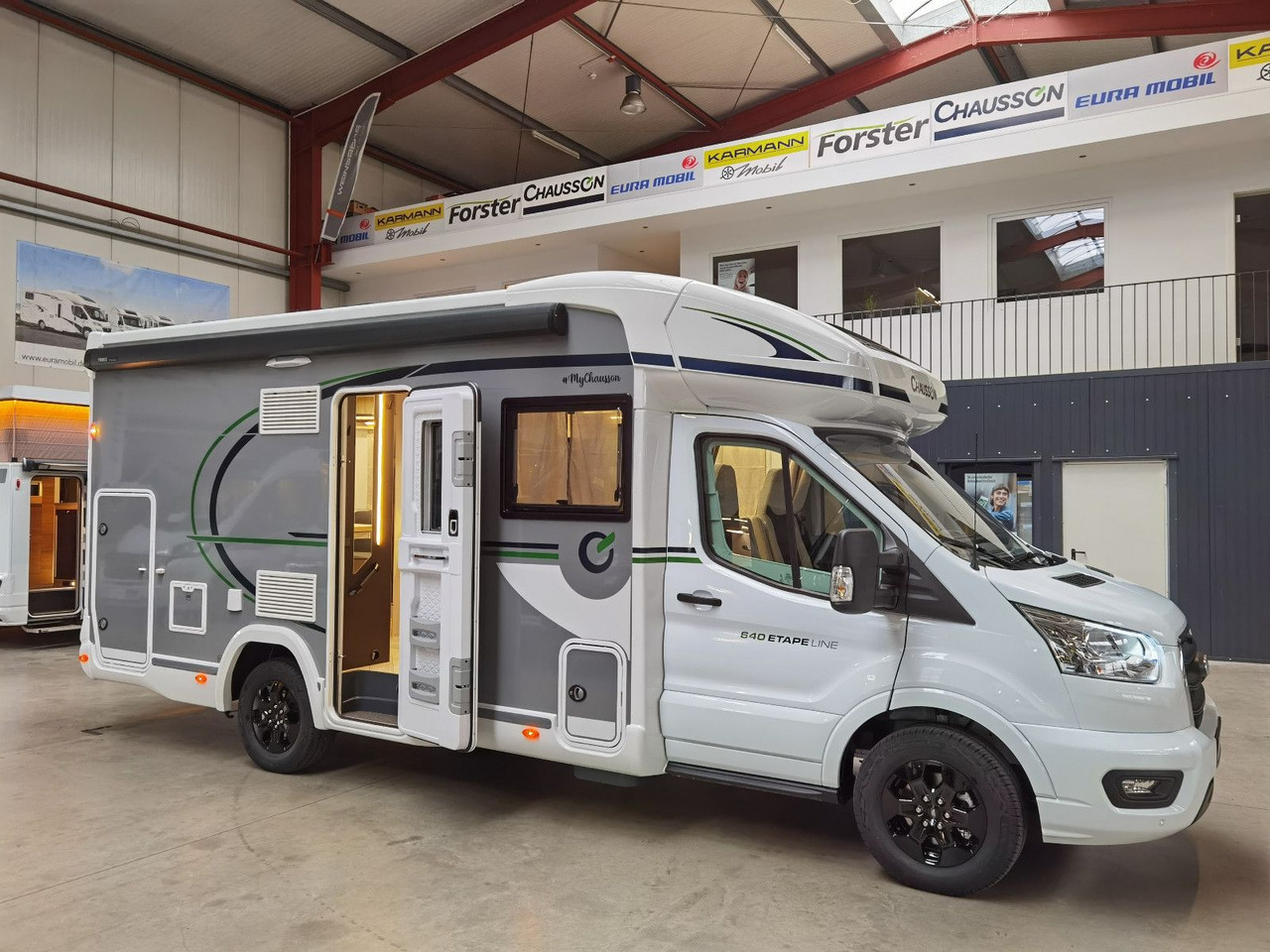 Chausson 640 ETAPE LINE / 2025 /ARCTIC-PAKET/ XXL-HUBBETT - Pusiau integruotas kemperis: foto 4 Chausson 640 ETAPE LINE / 2025 /ARCTIC-PAKET/ XXL-HUBBETT - Pusiau integruotas kemperis: foto 4
