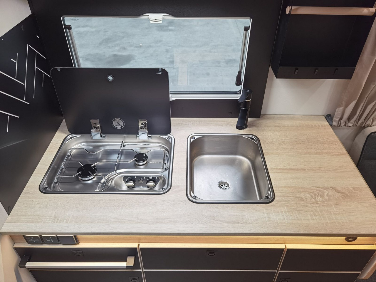 Chausson 640 TITANIUM / -2026- / 165PS-9G. / XXL-HUBBETT lizingą Chausson 640 TITANIUM / -2026- / 165PS-9G. / XXL-HUBBETT: foto 11