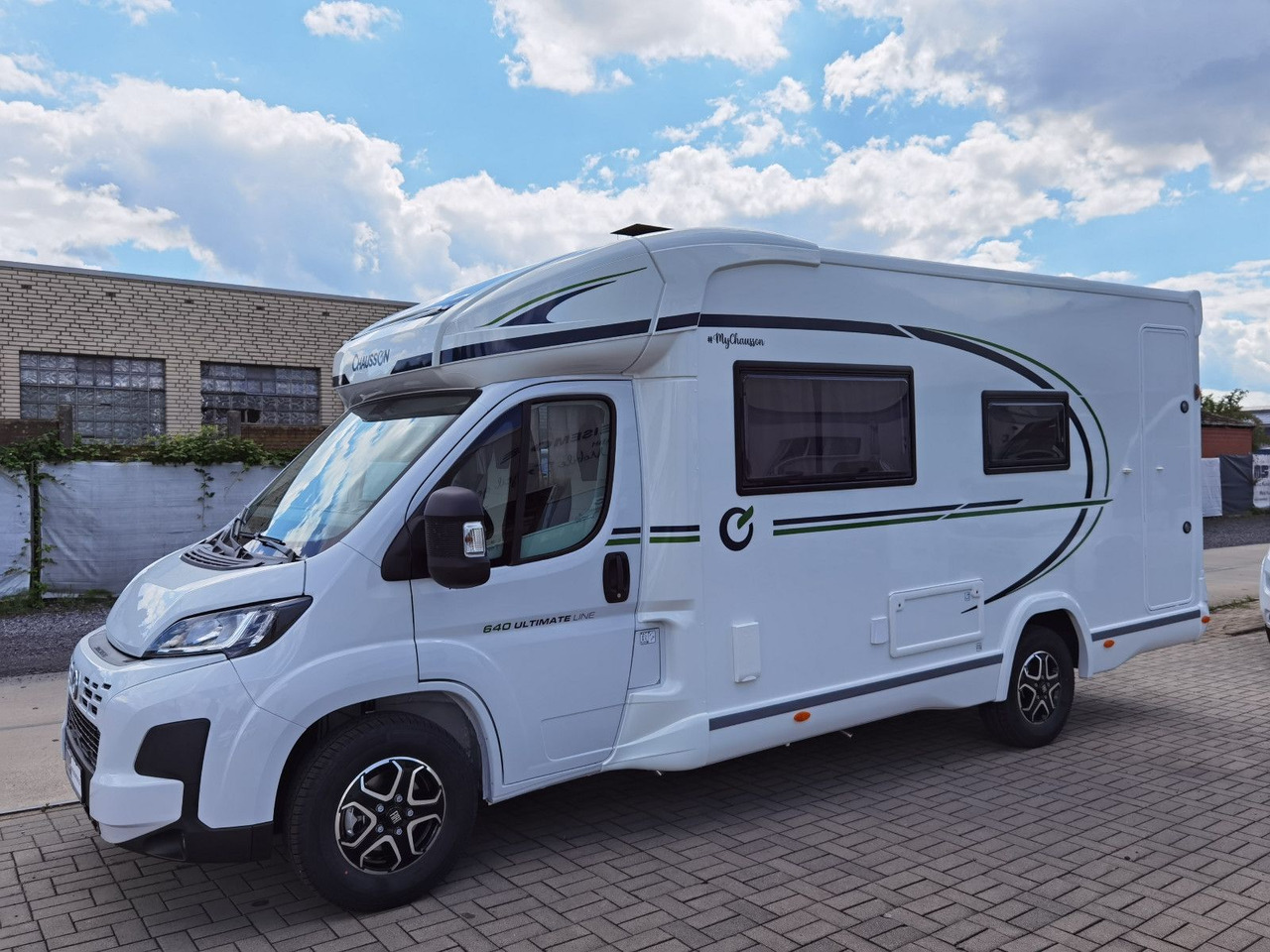Chausson 640 ULTIMATE / -2026- / XX-HUBBETT / DRIVE-PAKET - Pusiau integruotas kemperis: foto 5 Chausson 640 ULTIMATE / -2026- / XX-HUBBETT / DRIVE-PAKET - Pusiau integruotas kemperis: foto 5
