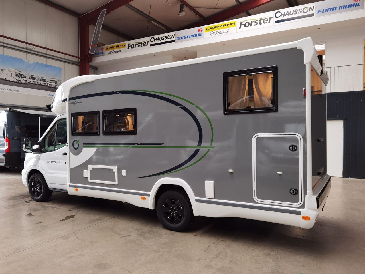 Chausson 797 TITANIUM / - 2026 - / 4.1T. / EINZELBETTEN - Pusiau integruotas kemperis: foto 5 Chausson 797 TITANIUM / - 2026 - / 4.1T. / EINZELBETTEN - Pusiau integruotas kemperis: foto 5