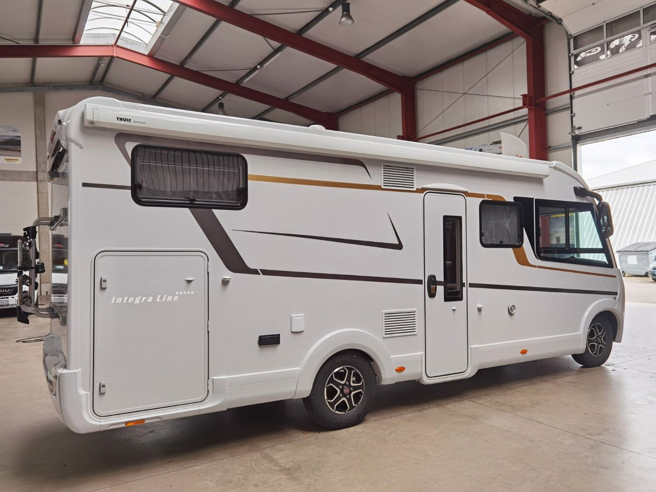 Eura Mobil INTEGRA LINE 720 EF /180PS-9G MAXI/ EINZELBETTEN - Integruotas kemperis: foto 4 Eura Mobil INTEGRA LINE 720 EF /180PS-9G MAXI/ EINZELBETTEN - Integruotas kemperis: foto 4