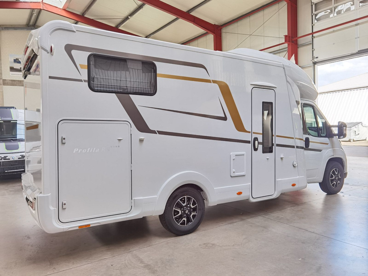 Eura Mobil PROFILA RS 695 EB /-2026-/ HUBBETT& EINZELBETTEN - Pusiau integruotas kemperis: foto 4 Eura Mobil PROFILA RS 695 EB /-2026-/ HUBBETT& EINZELBETTEN - Pusiau integruotas kemperis: foto 4