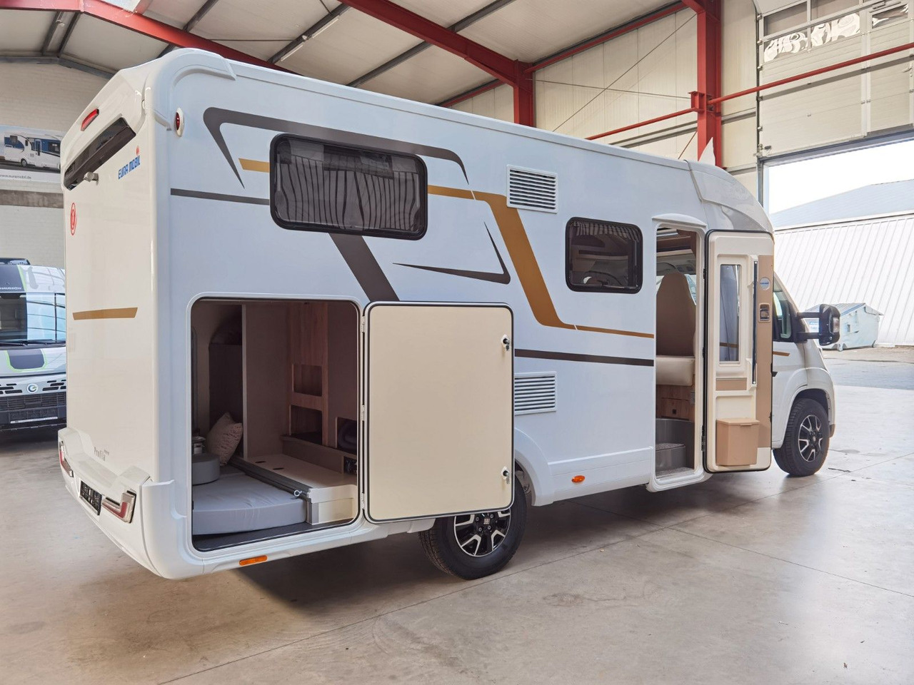 Pusiau integruotas kemperis Eura Mobil PROFILA T 660 EB / -2025-/ 140PS / MONDIAL-PAKET: foto 10