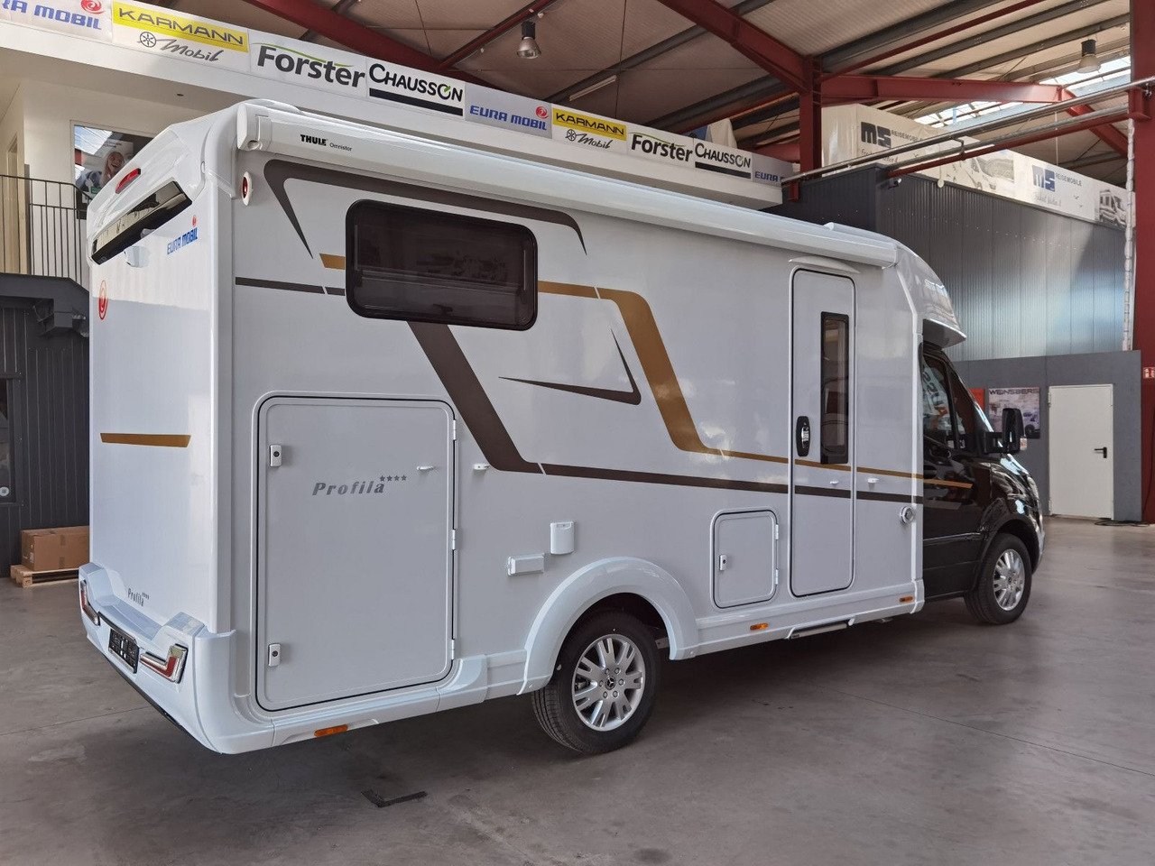 Eura Mobil PROFILA T 696 EB /MONDIAL S-P. 2025/EINZELBETTEN - Pusiau integruotas kemperis: foto 4 Eura Mobil PROFILA T 696 EB /MONDIAL S-P. 2025/EINZELBETTEN - Pusiau integruotas kemperis: foto 4