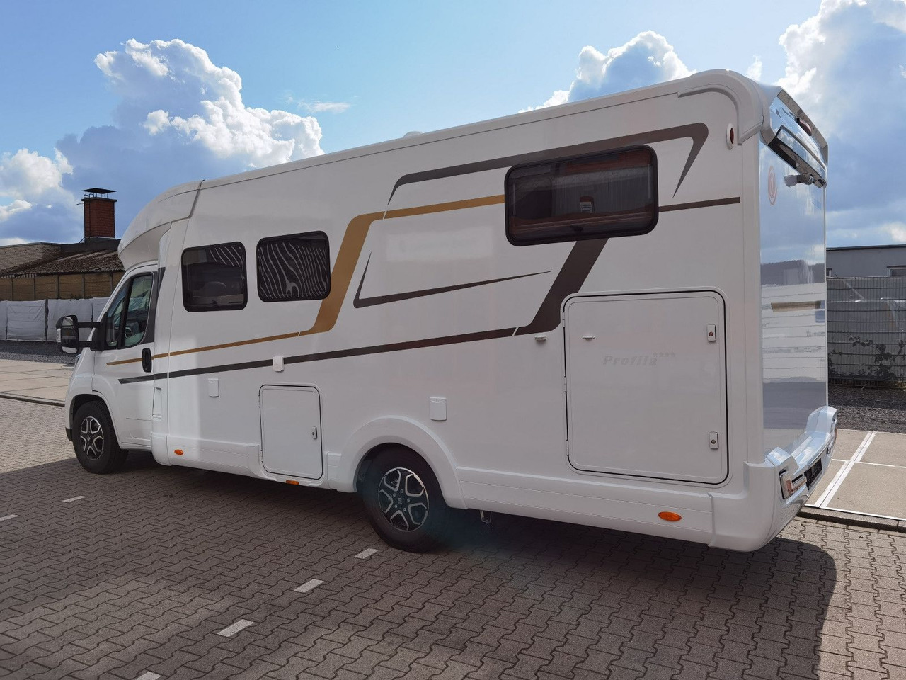 Eura Mobil PROFILA T 720 EB /MOD. 2026/ 180PS-8G.AUTOMATIK - Pusiau integruotas kemperis: foto 5 Eura Mobil PROFILA T 720 EB /MOD. 2026/ 180PS-8G.AUTOMATIK - Pusiau integruotas kemperis: foto 5