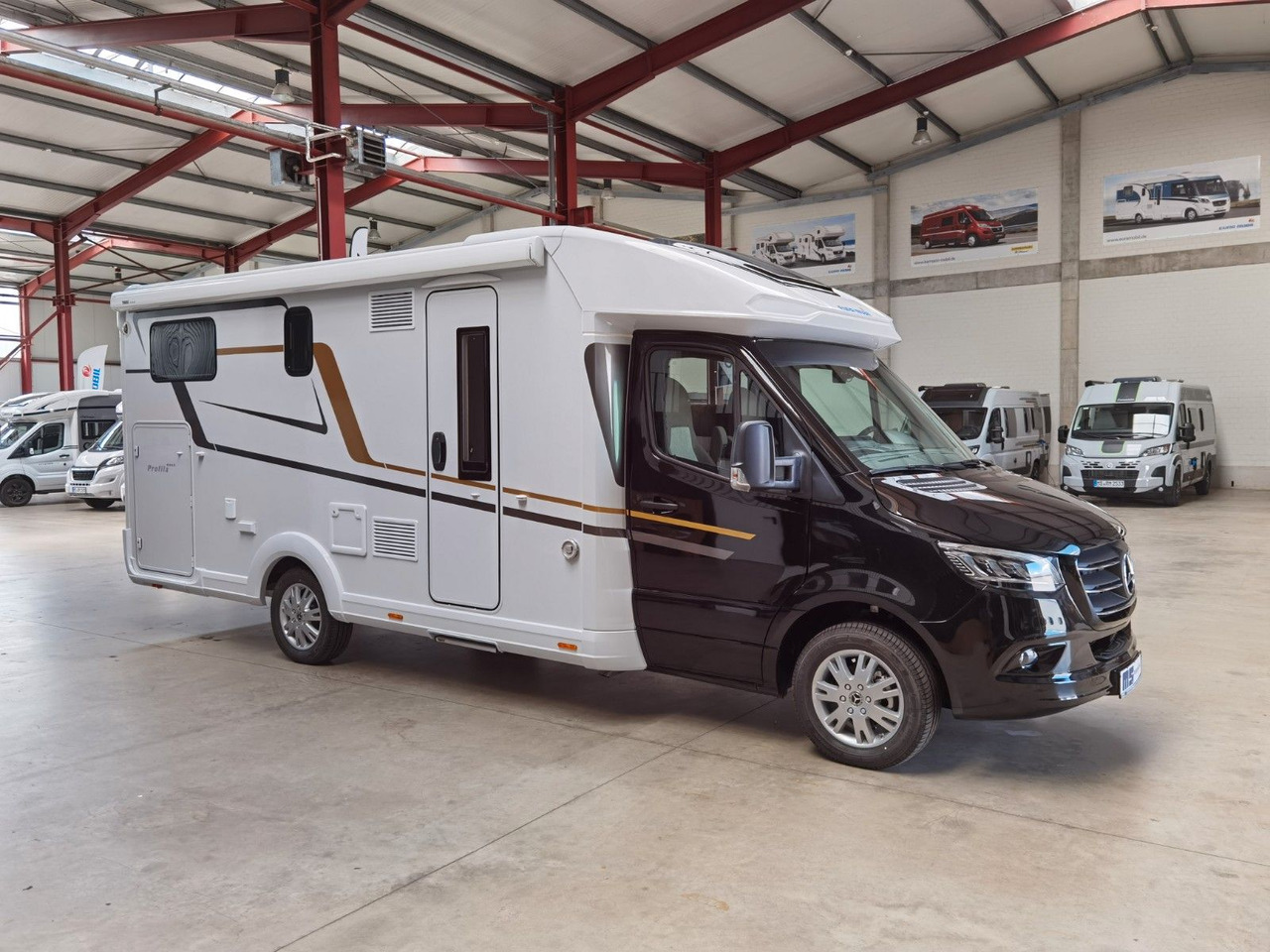 Pusiau integruotas kemperis Eura Mobil PROFILA T 726 EB /-2025-/ MONDIAL PLUS & S-PAKET: foto 8