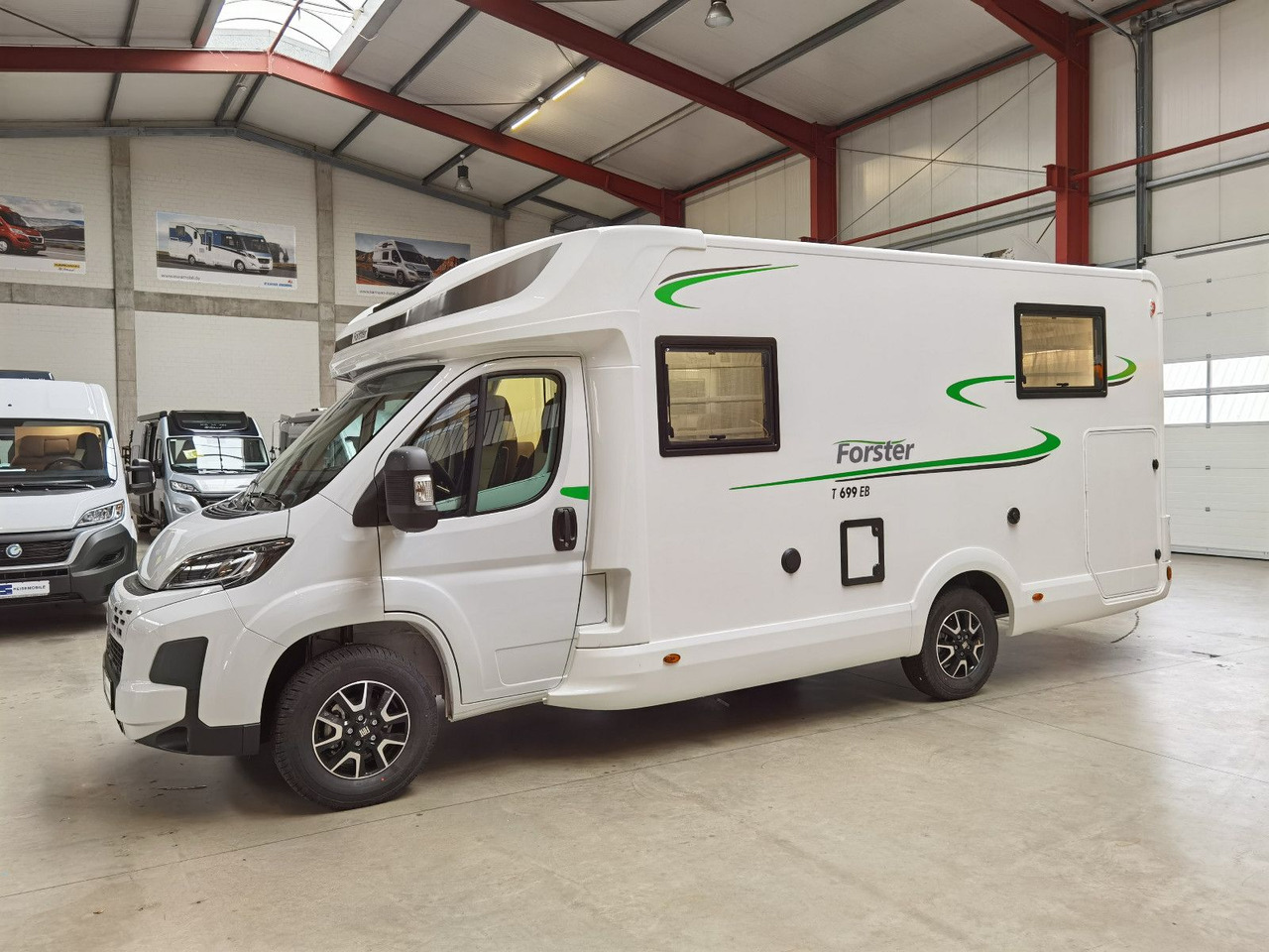 Pusiau integruotas kemperis Forster T 699 EB /-2025-/ 140PS/ EINZELBETTEN & HUBBETT: foto 7