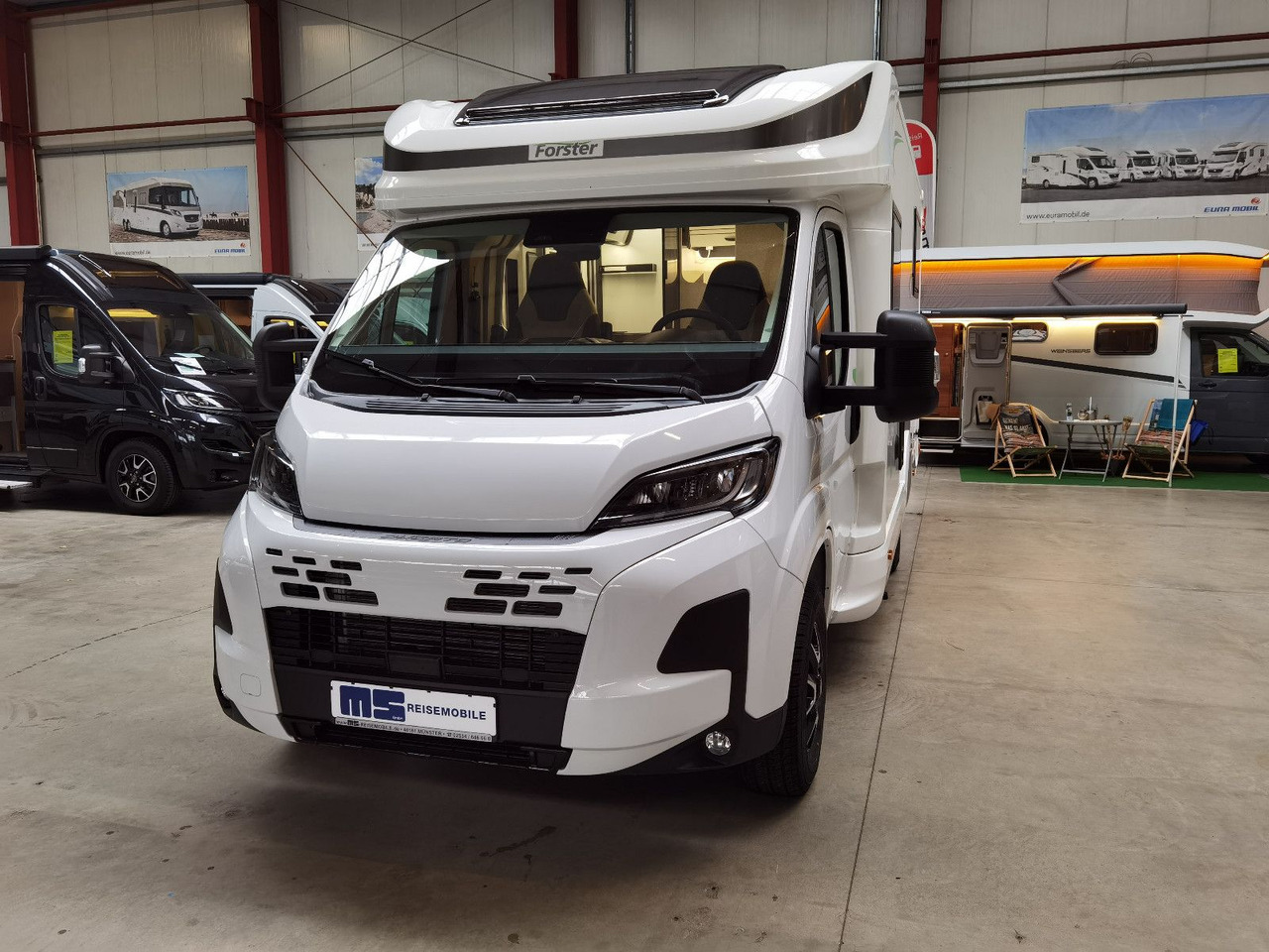 Pusiau integruotas kemperis Forster T 699 EB /-2025-/ 140PS/ EINZELBETTEN & HUBBETT: foto 8