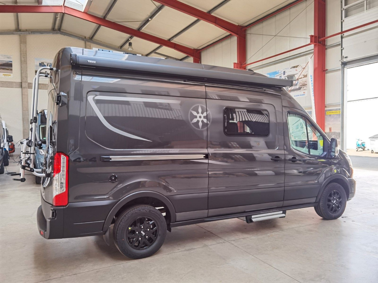 Karmann DEXTER 570 / 170 PS / 4x4/ ALU / SOLAR / MARKISE - Mikroautobusas kemperis: foto 4 Karmann DEXTER 570 / 170 PS / 4x4/ ALU / SOLAR / MARKISE - Mikroautobusas kemperis: foto 4