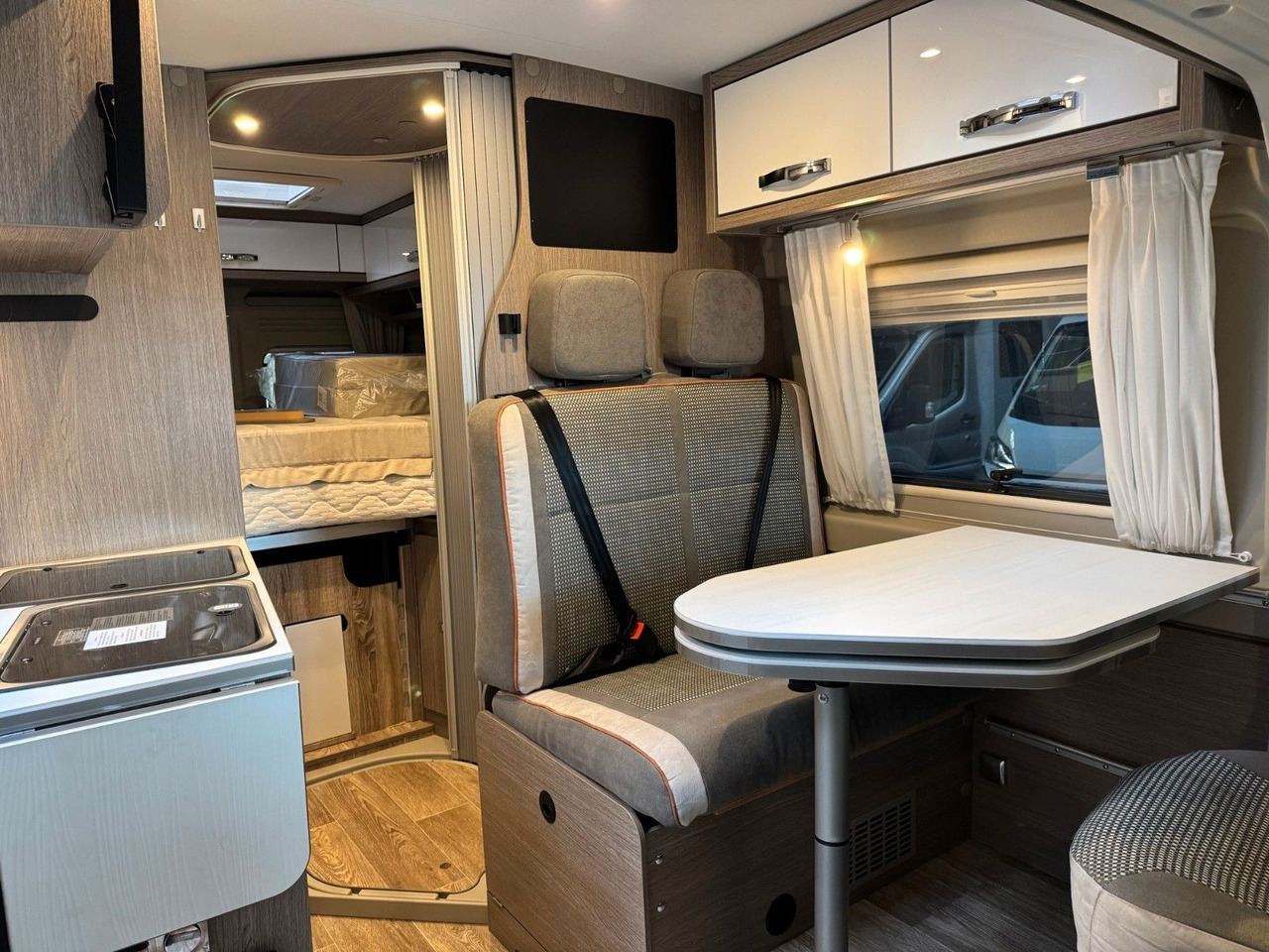 Mikroautobusas kemperis Pössl 2WIN R PLUS / 165PS / 1.HAND / AHK / NAVI / ALU.: foto 15