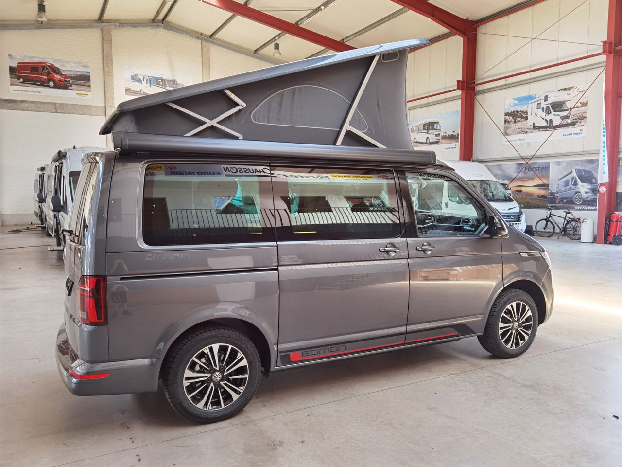 Volkswagen T6.1 CALIFORNIA OCEAN EDITION / DSG / NAVI / ACC - Keleivinis furgonas: foto 4 Volkswagen T6.1 CALIFORNIA OCEAN EDITION / DSG / NAVI / ACC - Keleivinis furgonas: foto 4