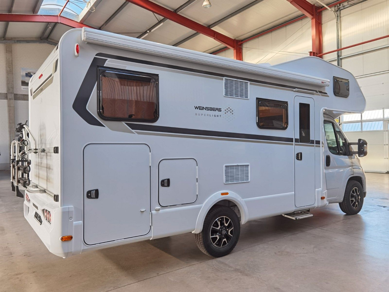 Weinsberg CARAHOME 650 DG / 140 PS / TOP - AUSSTATTUNG - Alkovenas: foto 4 Weinsberg CARAHOME 650 DG / 140 PS / TOP - AUSSTATTUNG - Alkovenas: foto 4