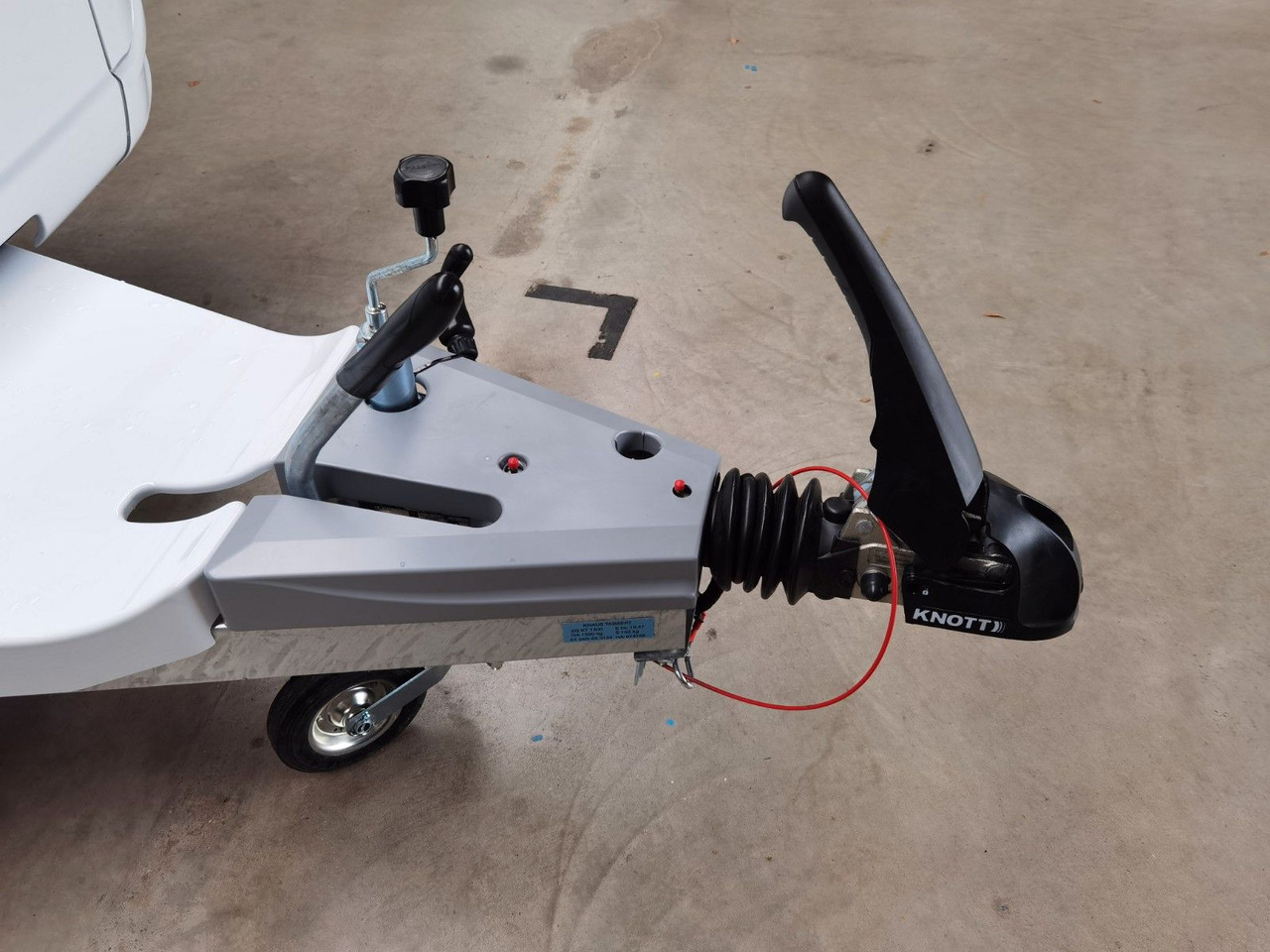 Prikabinamas namelis Weinsberg CARAONE 480 QDK / - 2026 - / ETAGENBETTEN: foto 9 Prikabinamas namelis Weinsberg CARAONE 480 QDK / - 2026 - / ETAGENBETTEN: foto 9