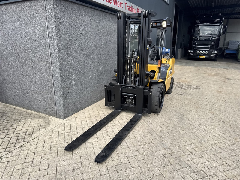 Caterpillar GP35 Triplo 430 Freelift / Sideshift / 4e Functie LPG 2008 - Dujinis krautuvas: foto 4 Caterpillar GP35 Triplo 430 Freelift / Sideshift / 4e Functie LPG 2008 - Dujinis krautuvas: foto 4