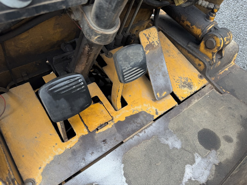 Dyzelinis krautuvas Komatsu FD25-8 Triplo 600 Freelift / 3e Functie Isuzu Diesel: foto 15 Dyzelinis krautuvas Komatsu FD25-8 Triplo 600 Freelift / 3e Functie Isuzu Diesel: foto 15