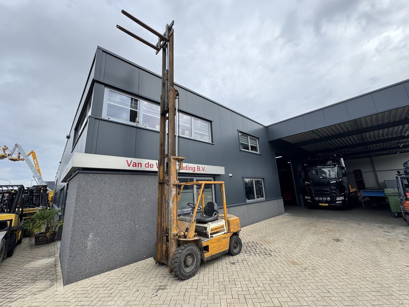 Dyzelinis krautuvas Komatsu FD25-8 Triplo 600 Freelift / 3e Functie Isuzu Diesel: foto 7 Dyzelinis krautuvas Komatsu FD25-8 Triplo 600 Freelift / 3e Functie Isuzu Diesel: foto 7