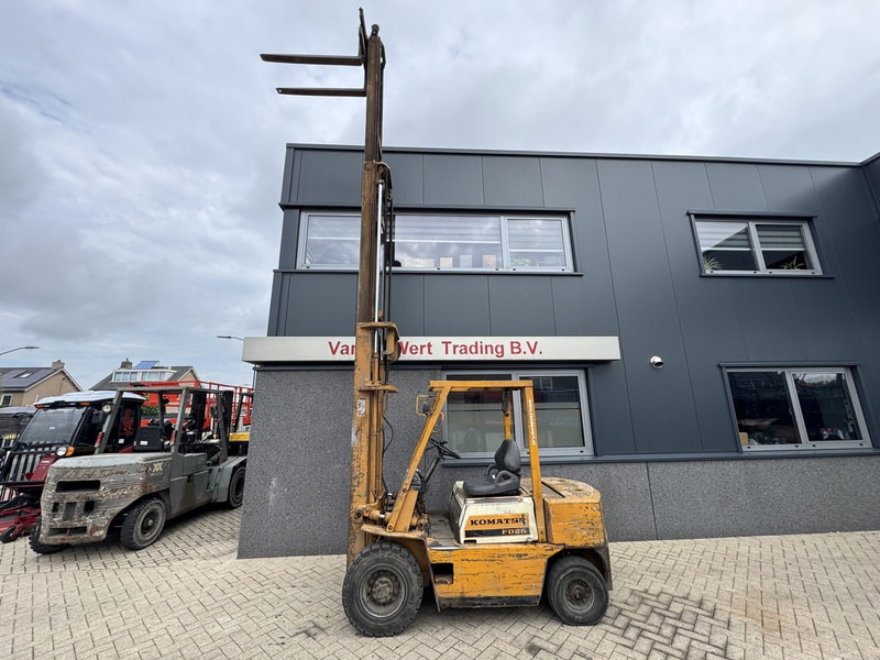 Dyzelinis krautuvas Komatsu FD25-8 Triplo 600 Freelift / 3e Functie Isuzu Diesel: foto 6 Dyzelinis krautuvas Komatsu FD25-8 Triplo 600 Freelift / 3e Functie Isuzu Diesel: foto 6